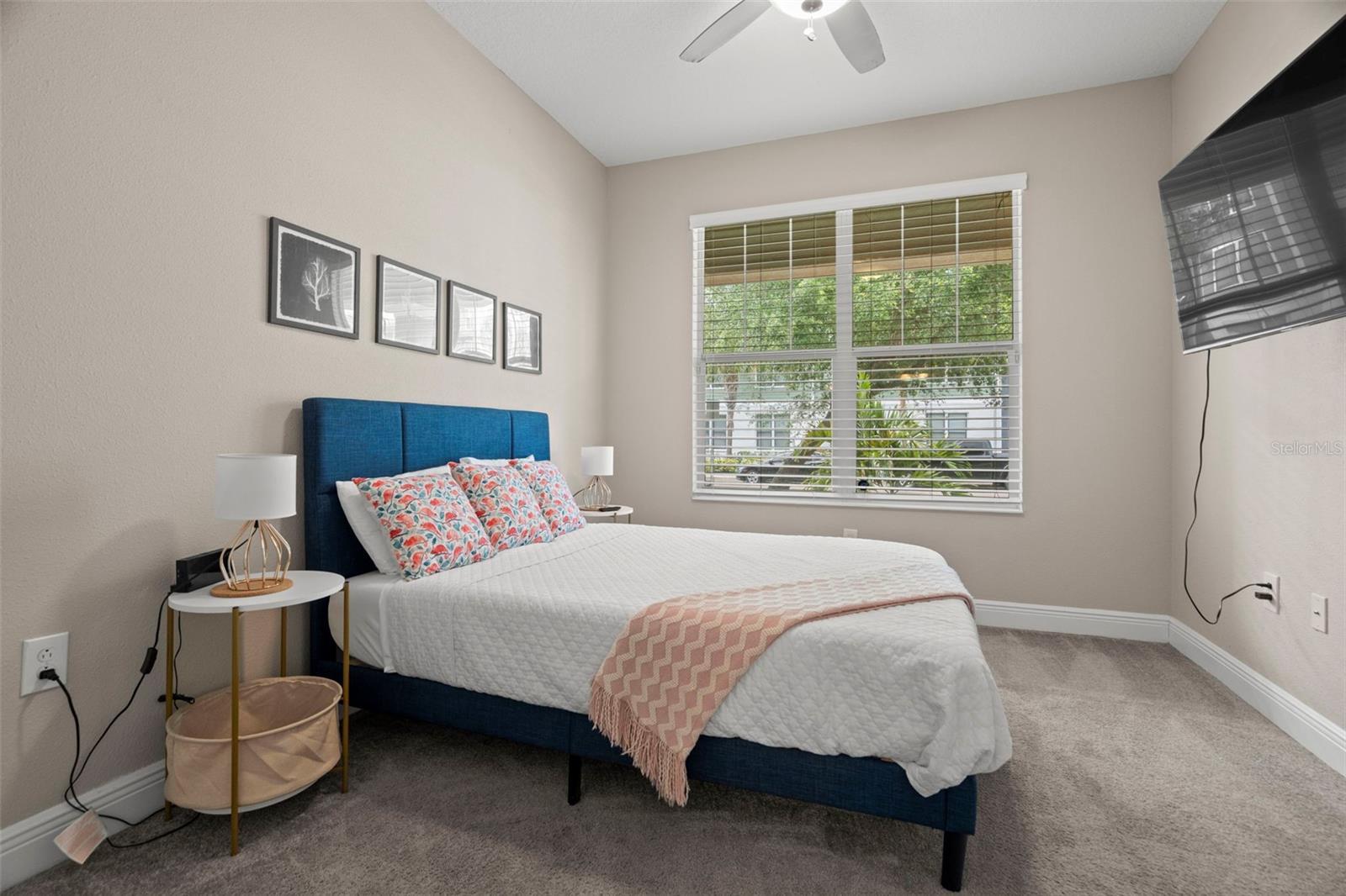 Listing photo id 19 for 1520 Fig Street