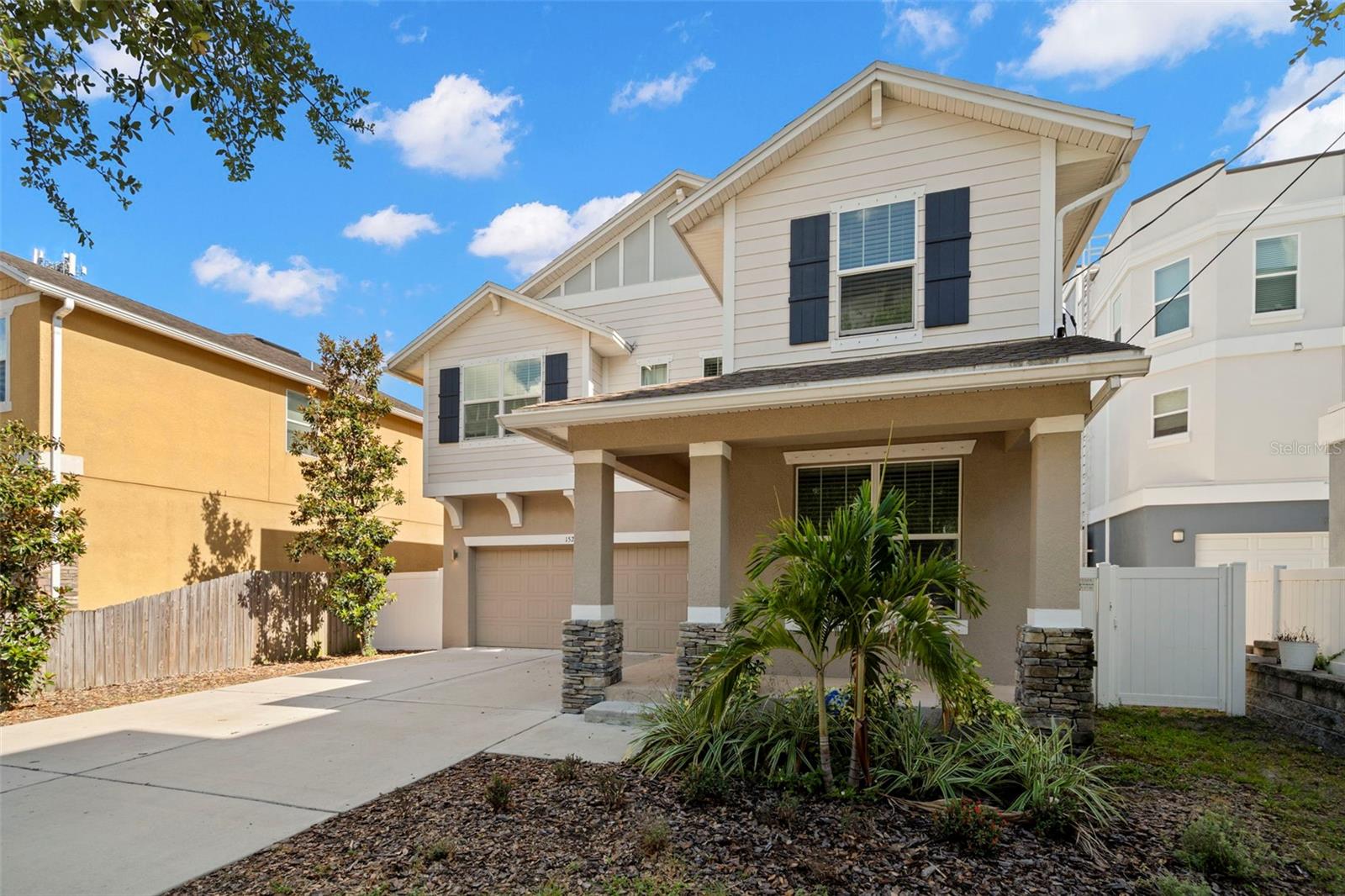 Listing photo id 2 for 1520 Fig Street
