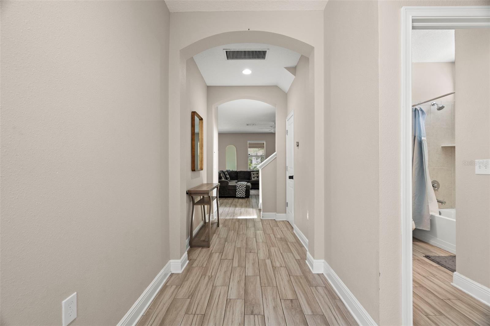 Listing photo id 3 for 1520 Fig Street