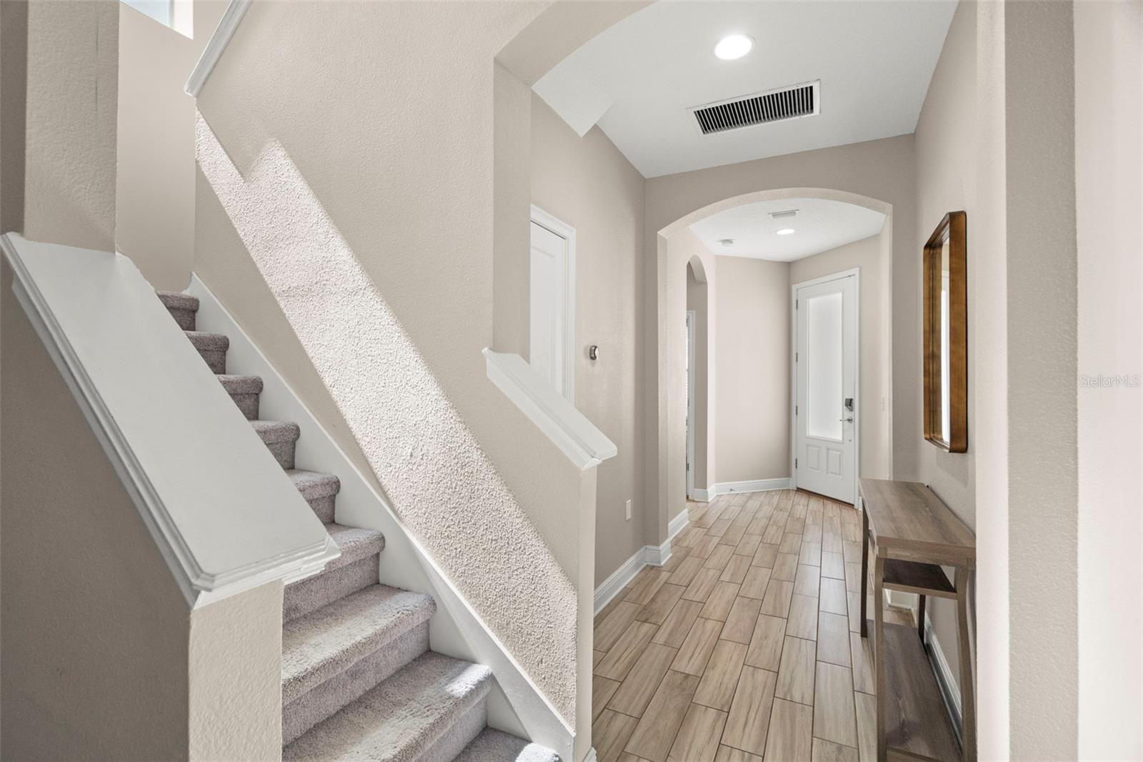Listing photo id 5 for 1520 Fig Street
