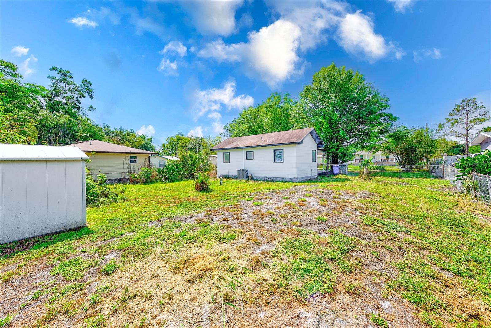 Image 18 of 22 For 211 Crescent Drive