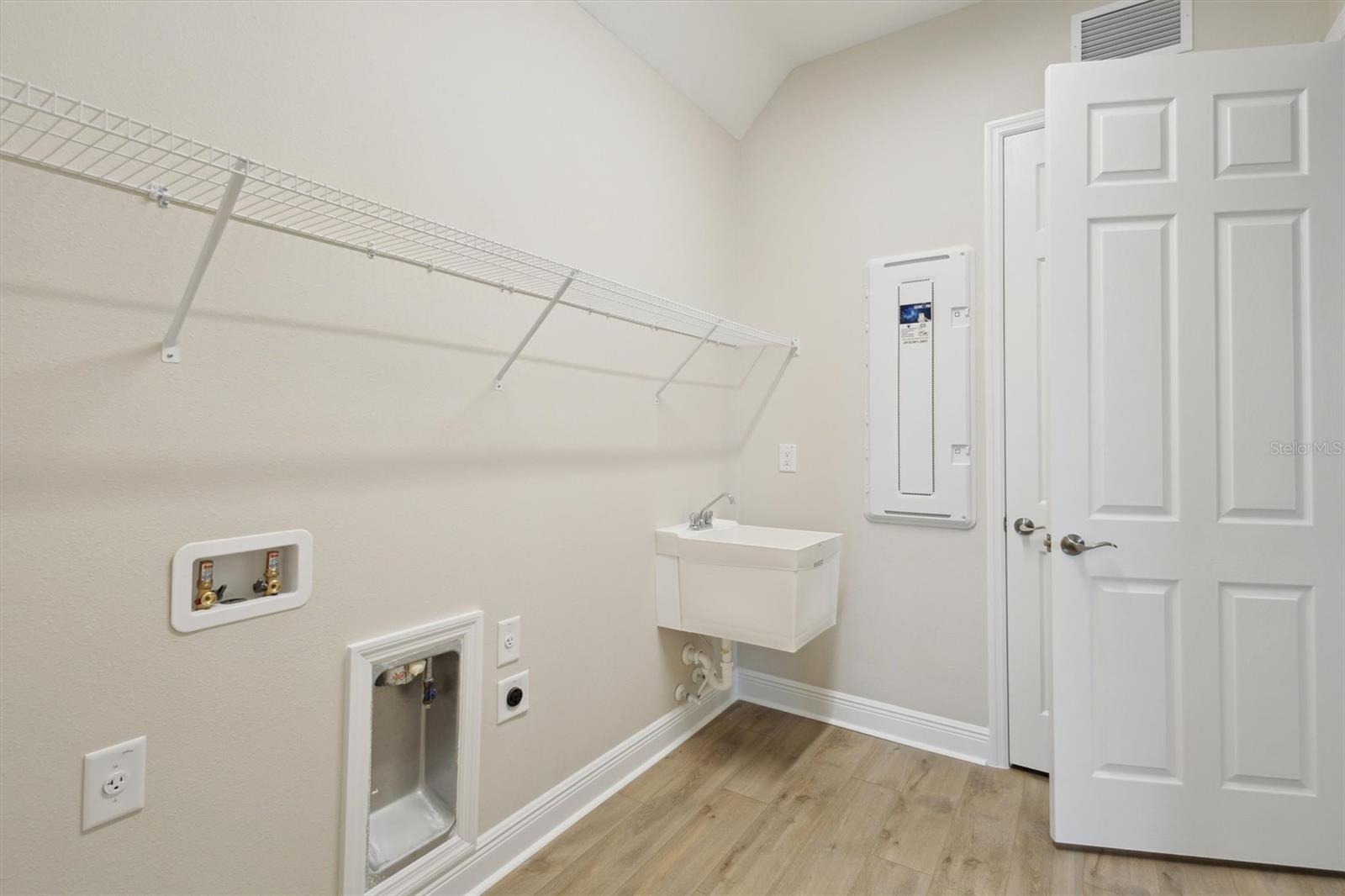 Image 18 of 23 For 35571 Stableton Lane