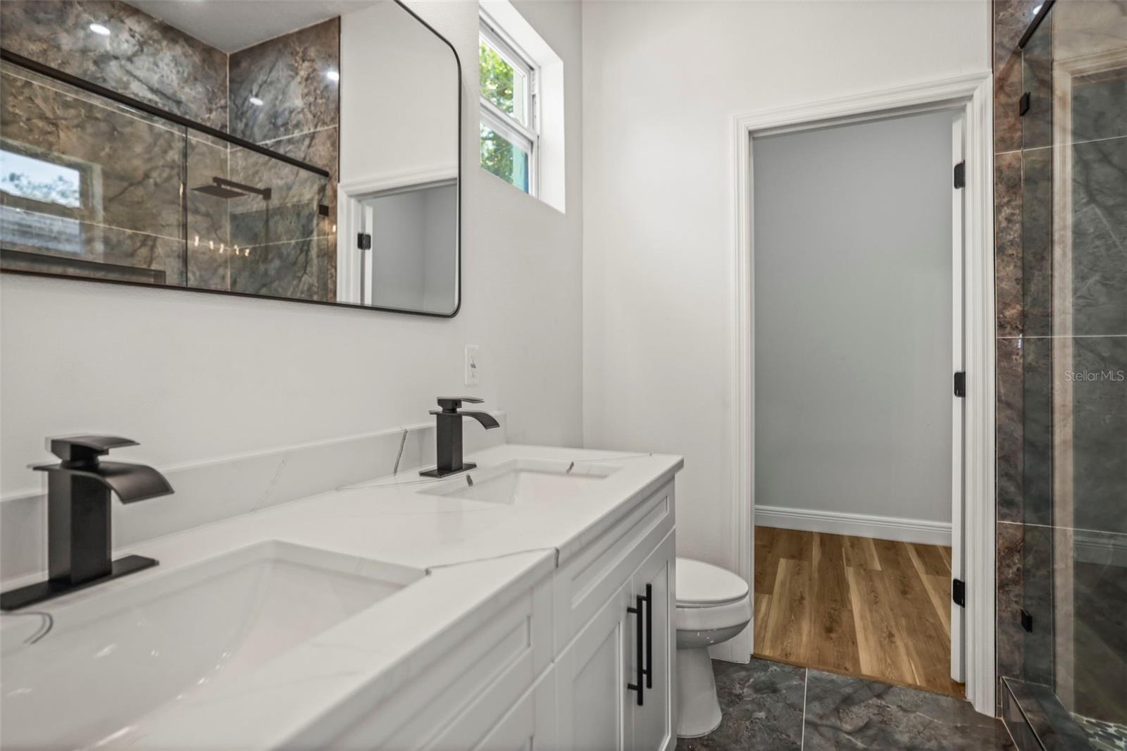 Image 19 of 54 For 331 Archimedes Street