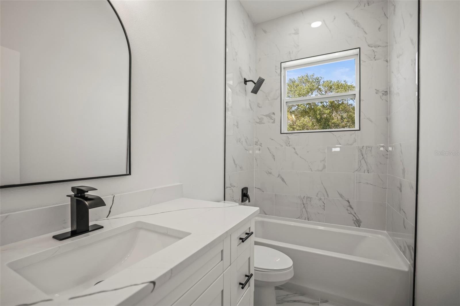 Image 33 of 54 For 331 Archimedes Street
