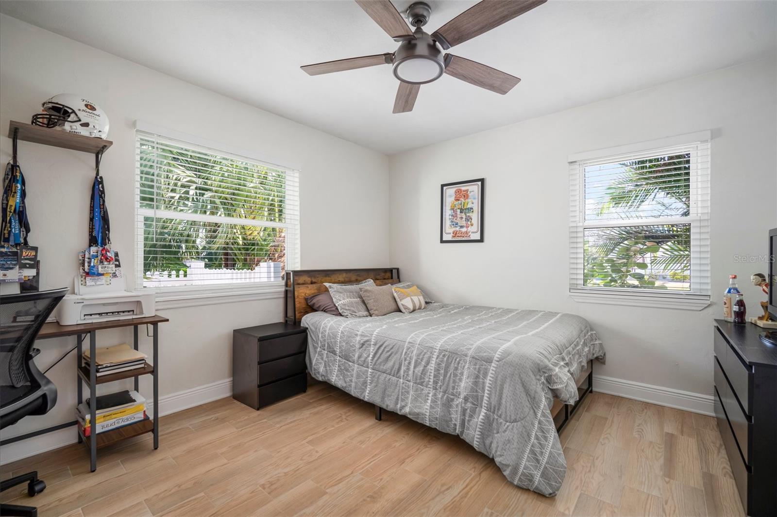Image 13 of 71 For 656 40th Avenue Ne