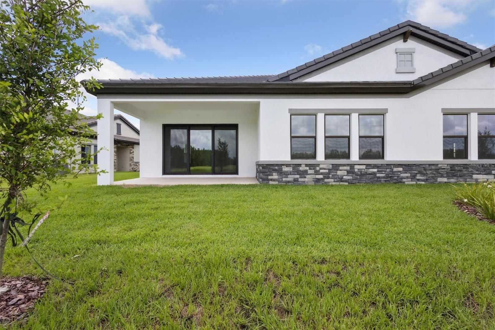 Listing photo id 18 for 35579 Stableton Lane