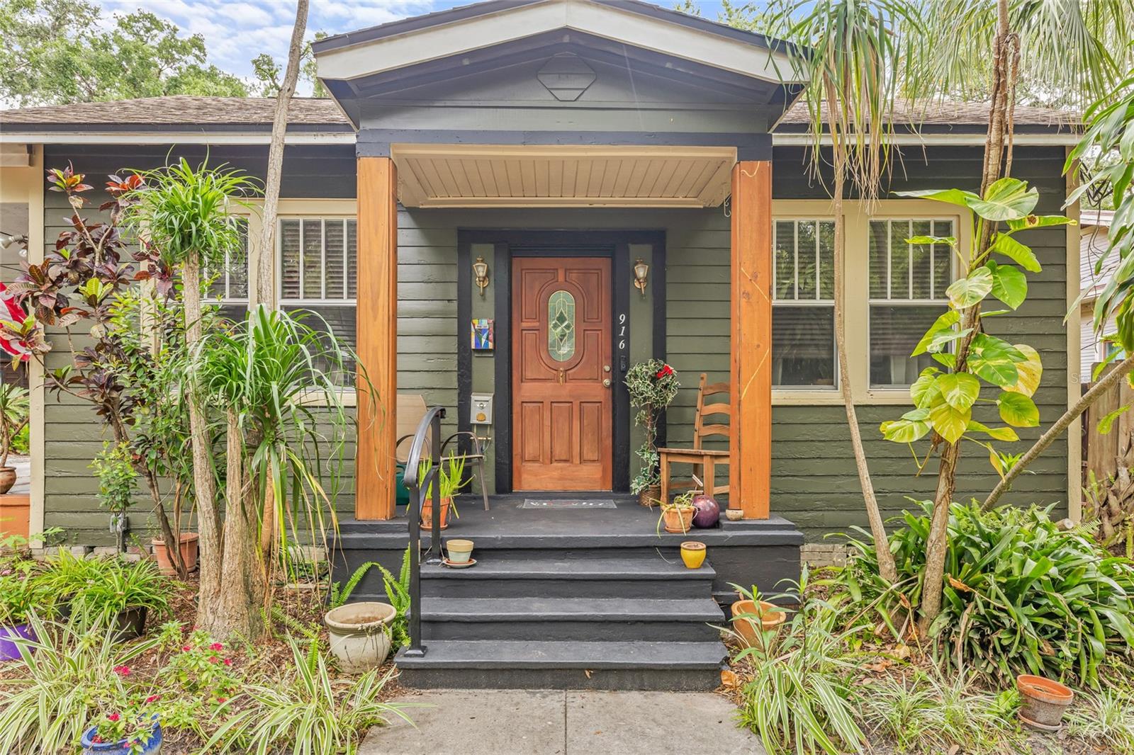 Details for 916 Broad Street, TAMPA, FL 33604