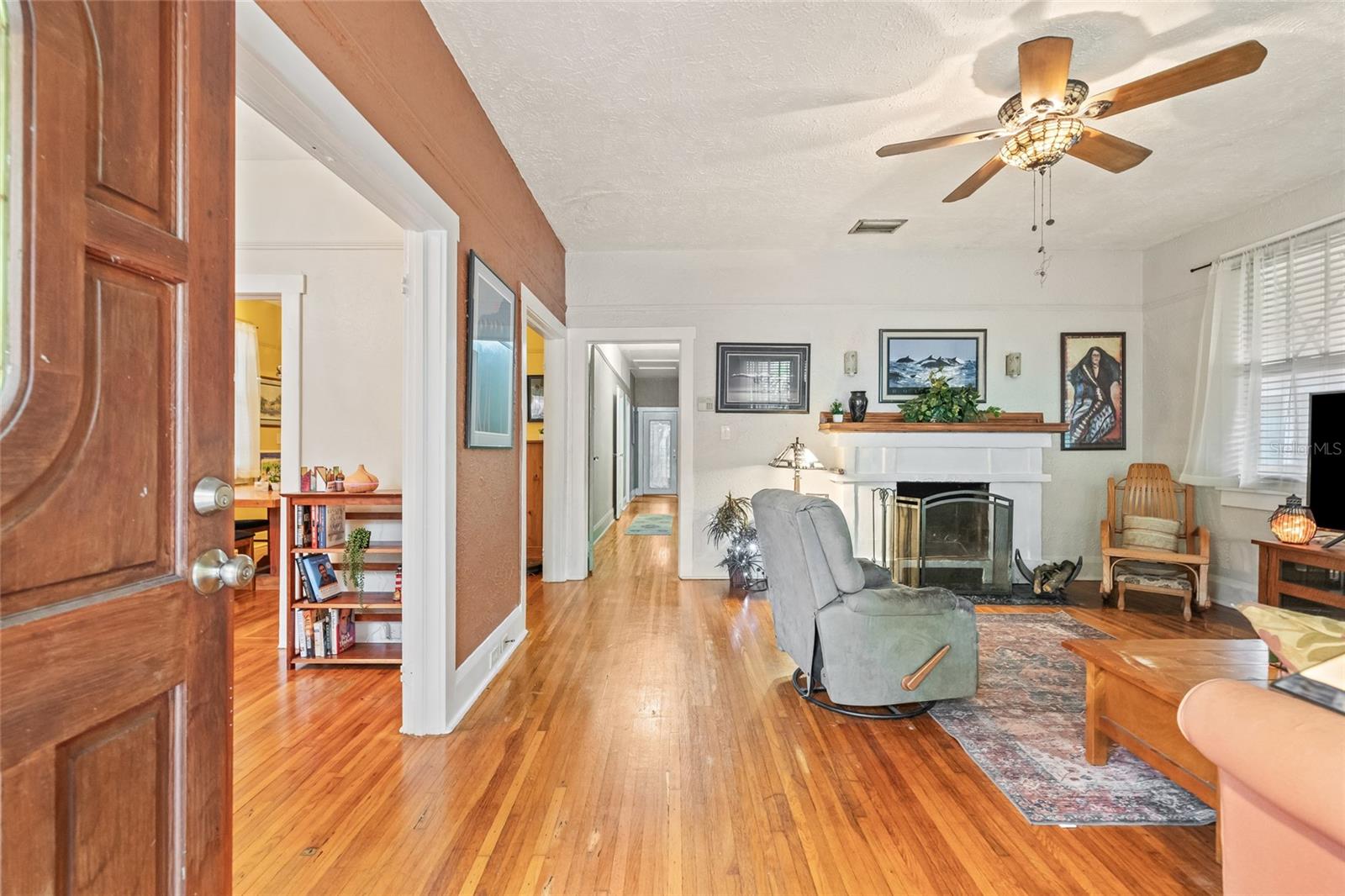 Image 6 of 48 For 916 Broad Street