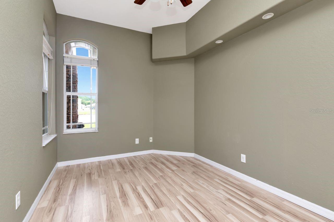 Listing photo id 17 for 10305 Worthy Lamb Way