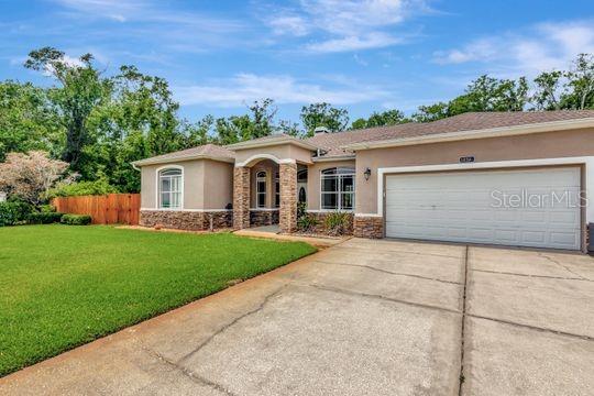 Listing photo id 1 for 10305 Worthy Lamb Way