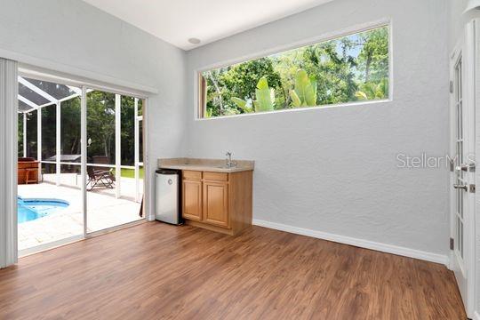Listing photo id 40 for 10305 Worthy Lamb Way