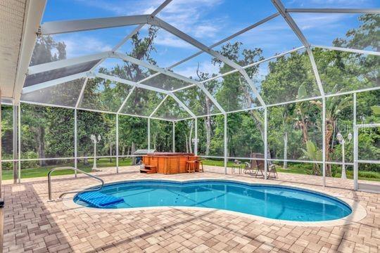 Listing photo id 47 for 10305 Worthy Lamb Way