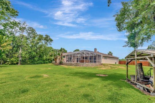 Listing photo id 5 for 10305 Worthy Lamb Way