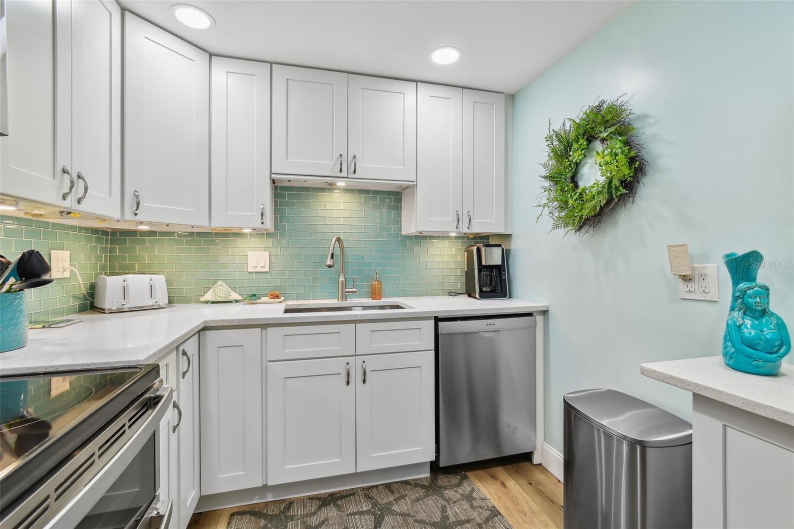 Image 11 of 81 For 10216 Regal Drive 310