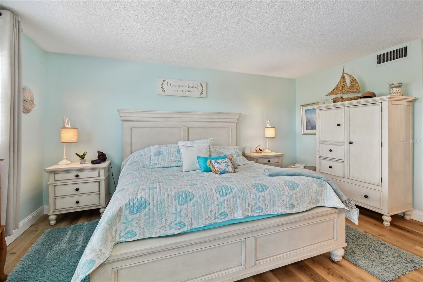 Image 20 of 81 For 10216 Regal Drive 310