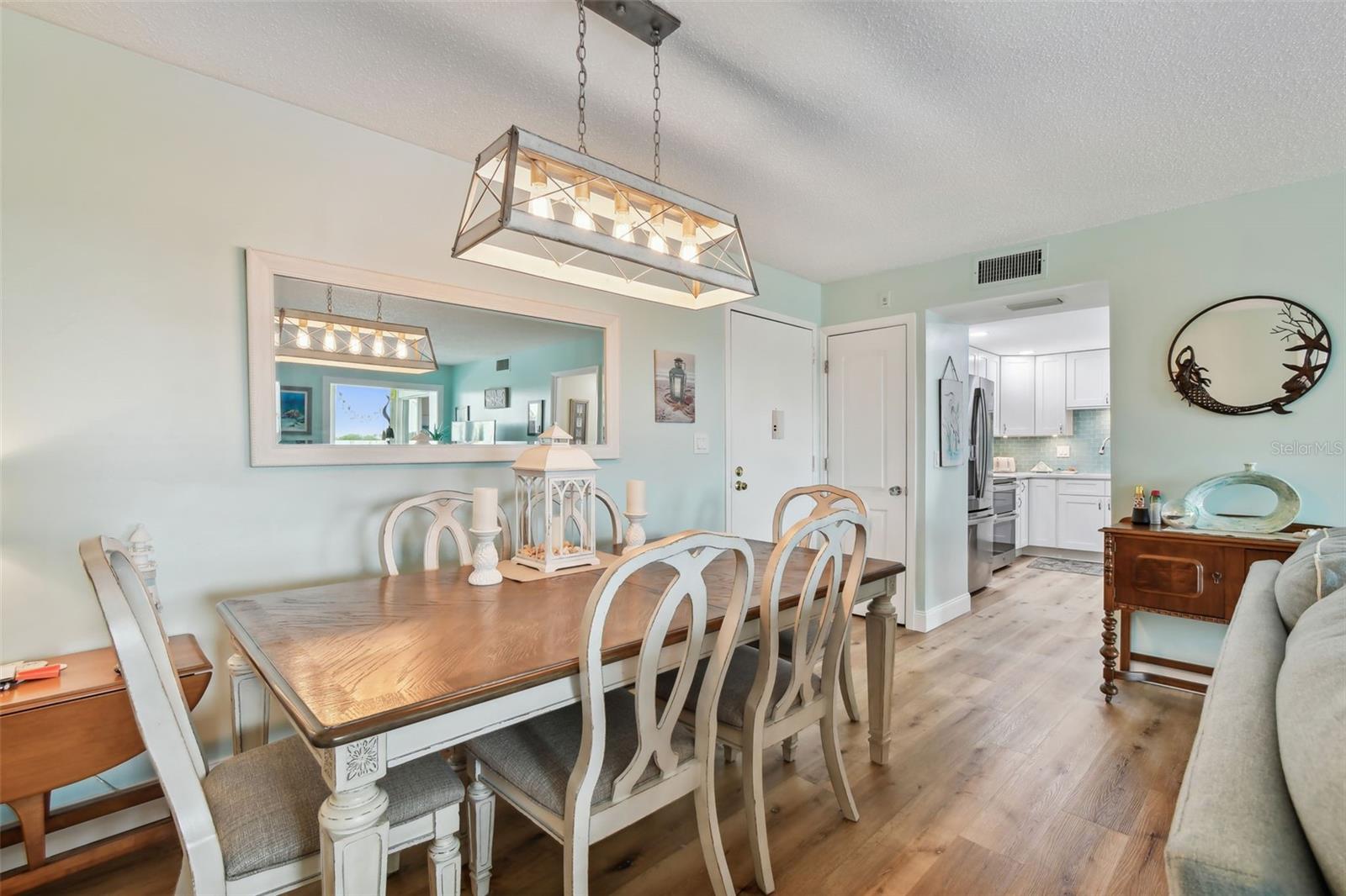 Image 7 of 81 For 10216 Regal Drive 310
