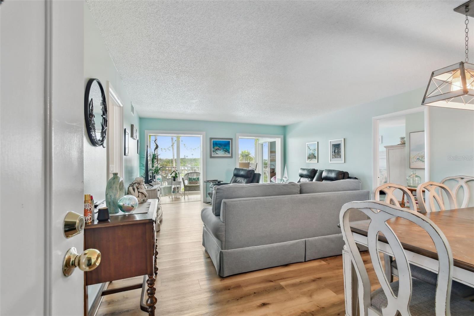 Image 8 of 81 For 10216 Regal Drive 310