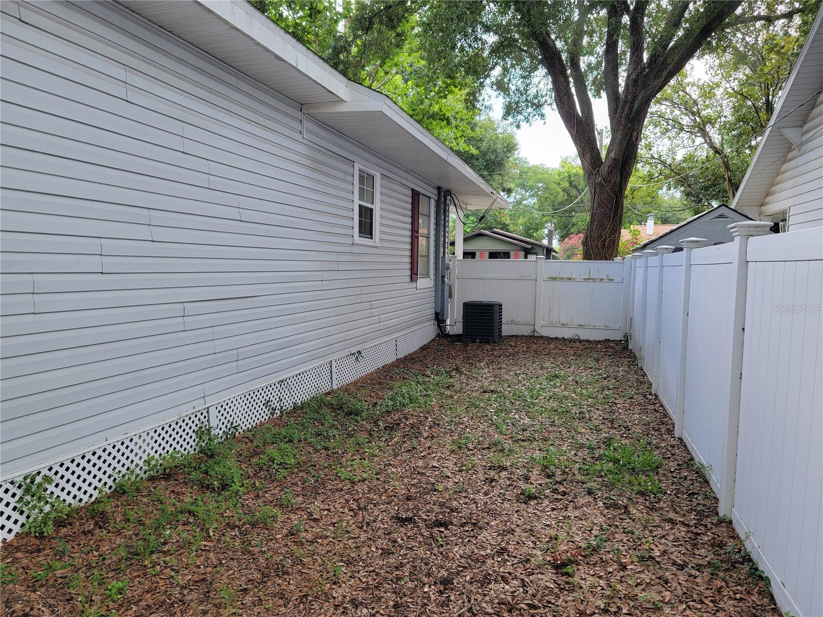 Image 19 of 19 For 204 Jean Street