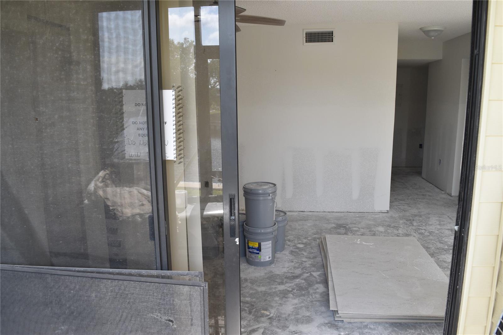 Image 18 of 62 For 420 Moorings Cove Drive 420