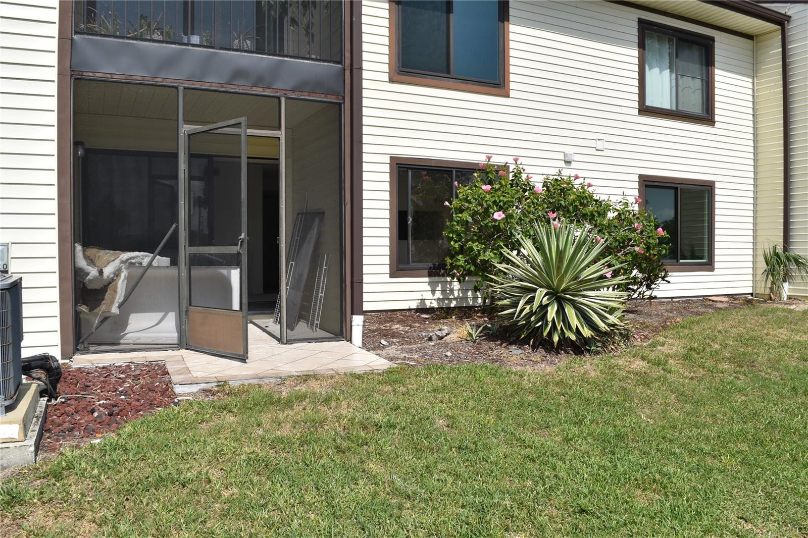 Image 44 of 62 For 420 Moorings Cove Drive 420
