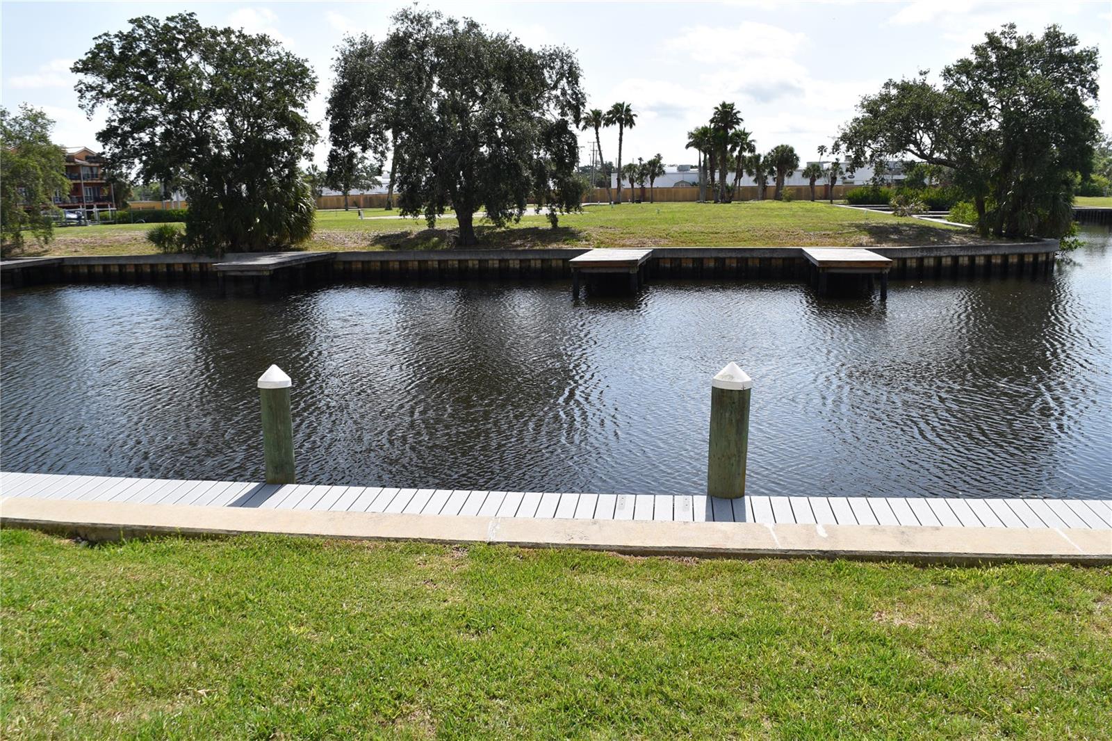 Image 45 of 62 For 420 Moorings Cove Drive 420