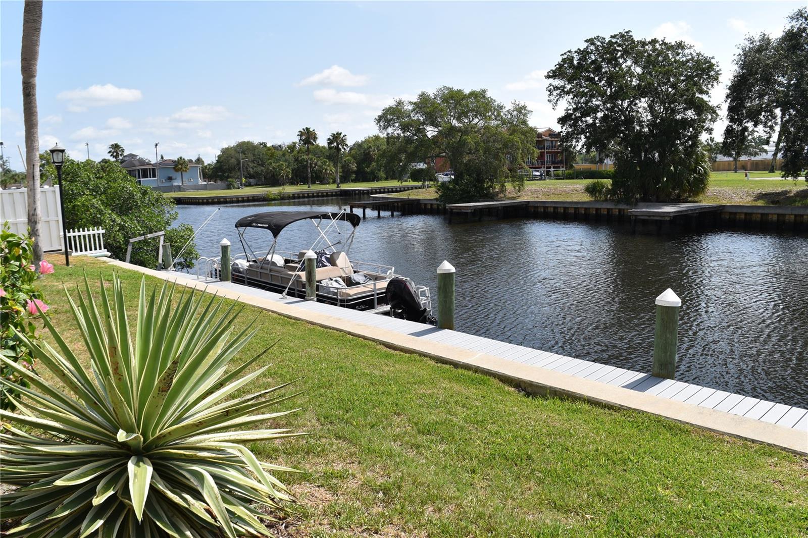 Image 46 of 62 For 420 Moorings Cove Drive 420