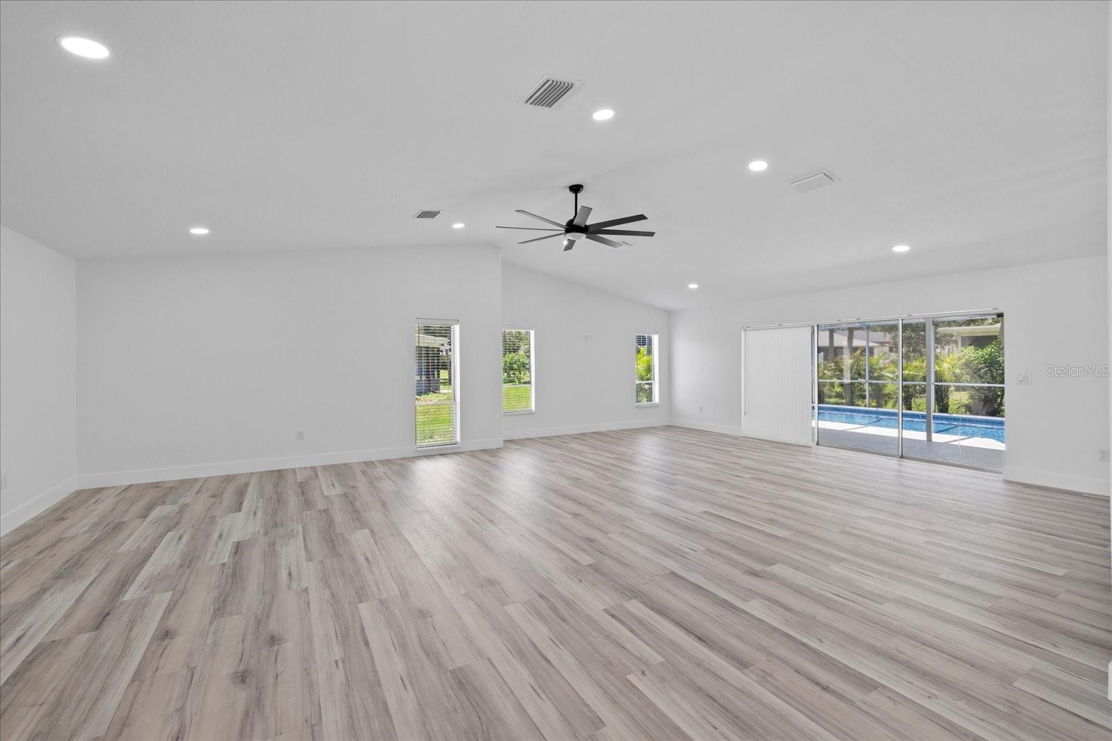Image 9 of 34 For 5507 Nimitz Road