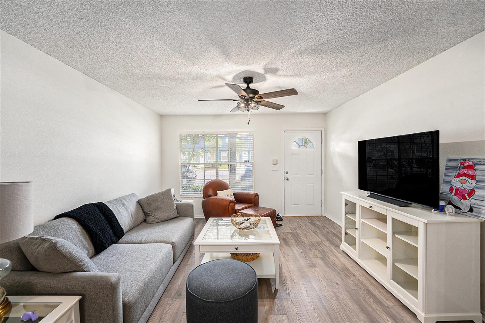 Image 4 of 21 For 3343 Fox Hunt Drive