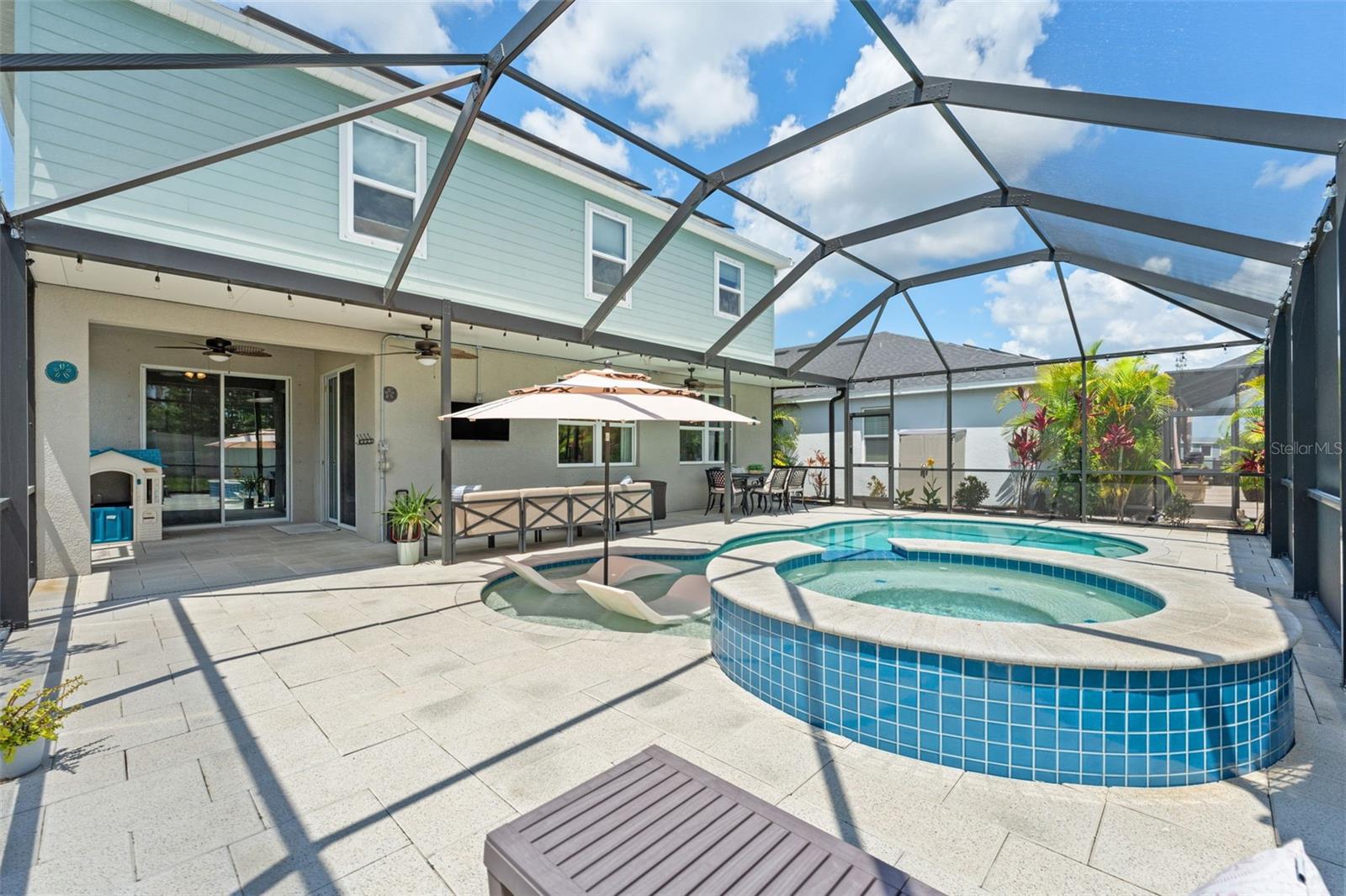 Image 18 of 56 For 11742 Lake Lucaya Drive