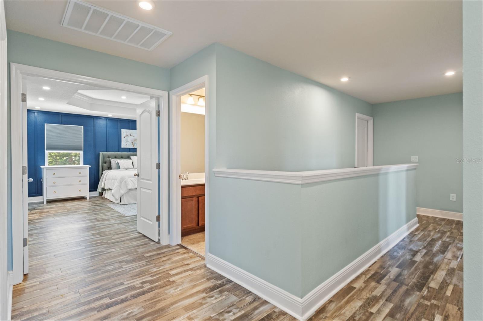 Image 38 of 56 For 11742 Lake Lucaya Drive