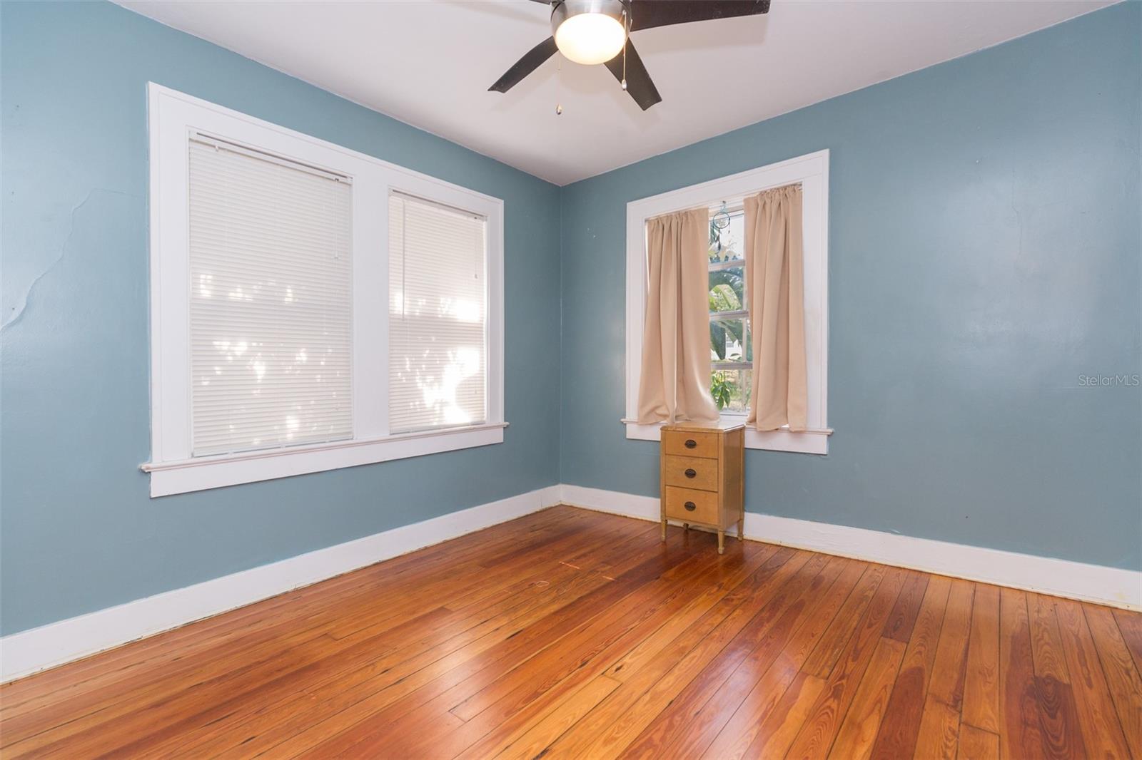 Image 16 of 36 For 904 Patterson Street