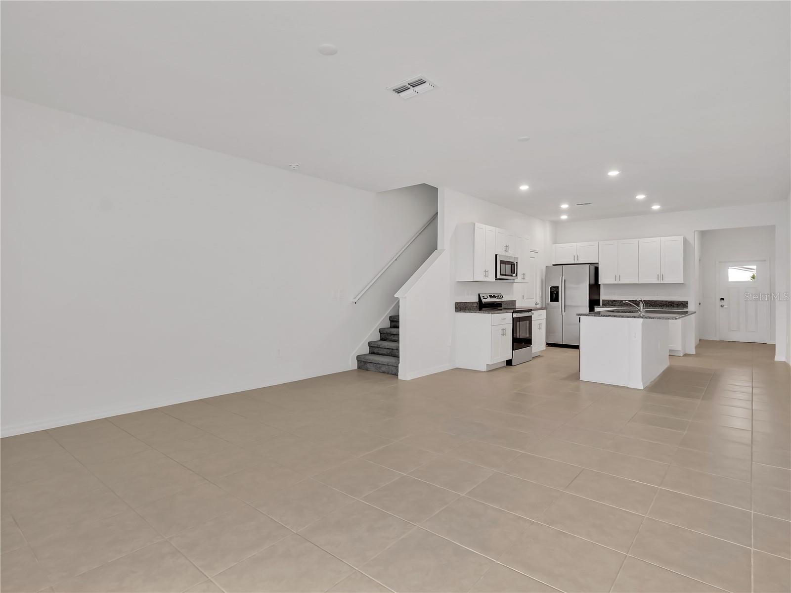 Listing photo id 16 for 9309 Bonita Mar Drive