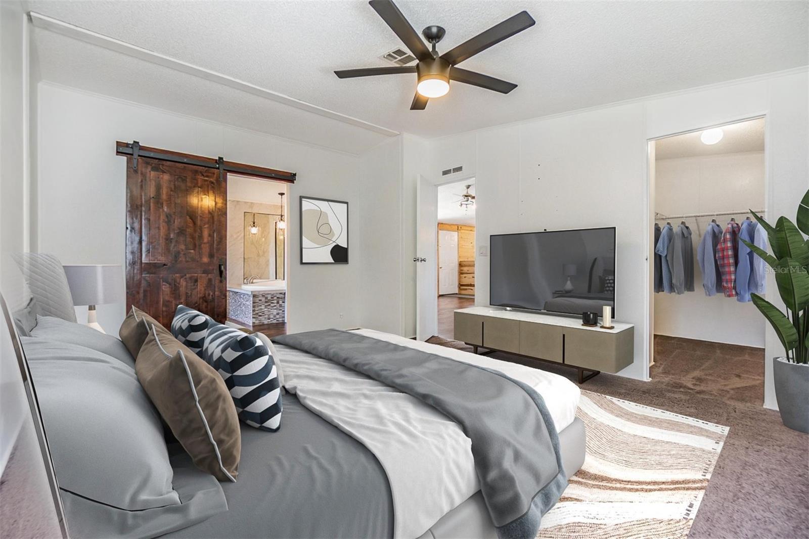 Listing photo id 17 for 6036 110th Avenue N