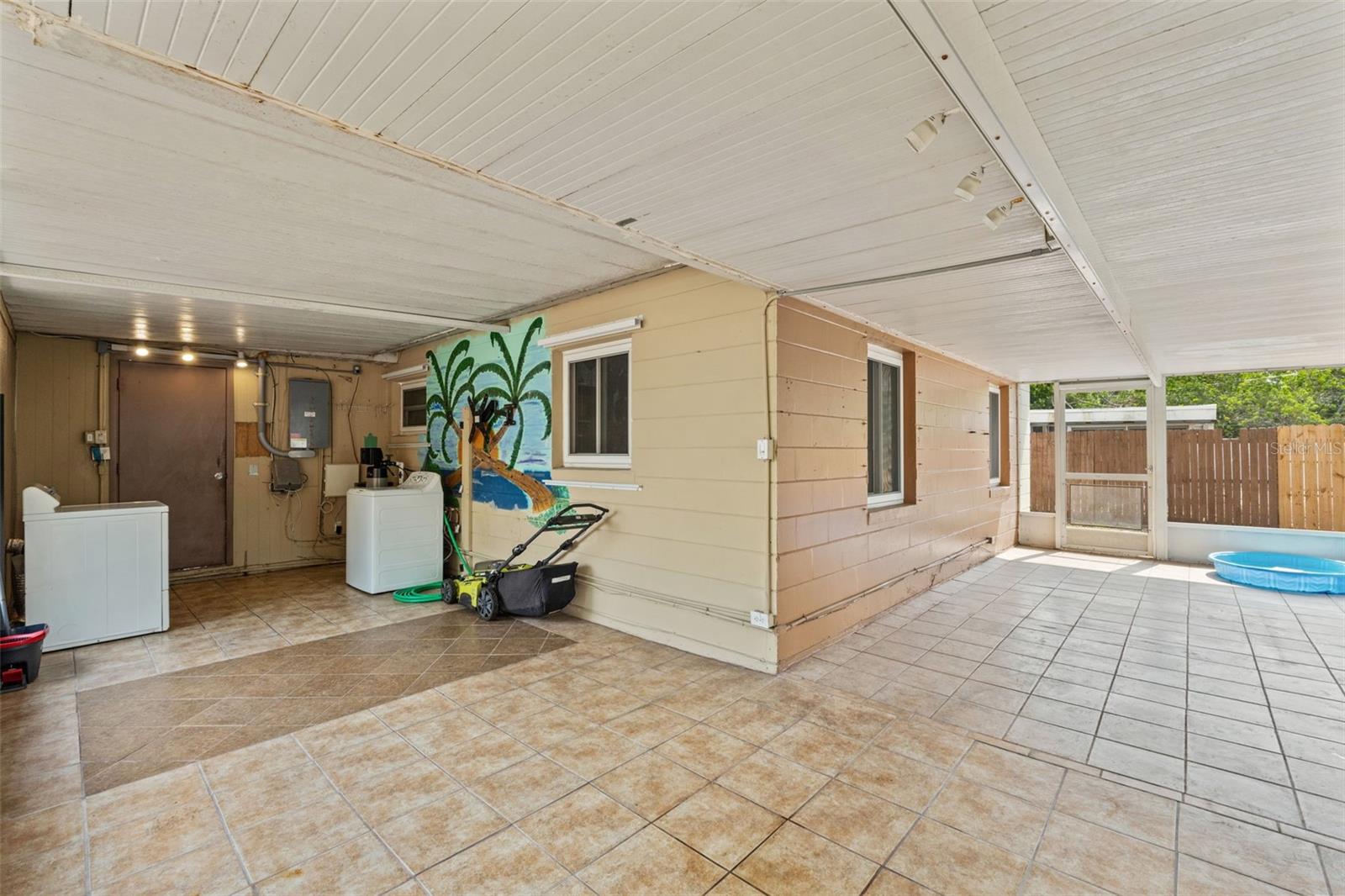 Image 17 of 26 For 6982 78th Avenue N