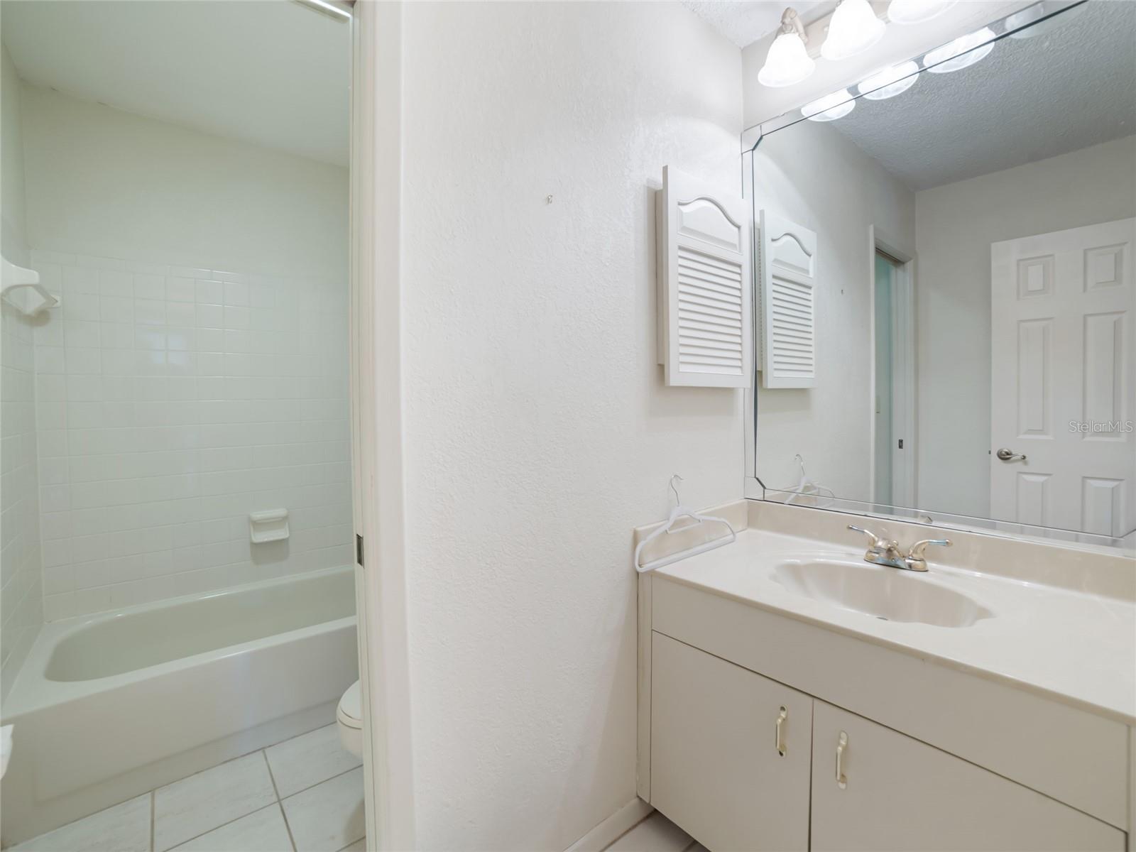 Image 15 of 28 For 6201 Amaretto Lane 6201