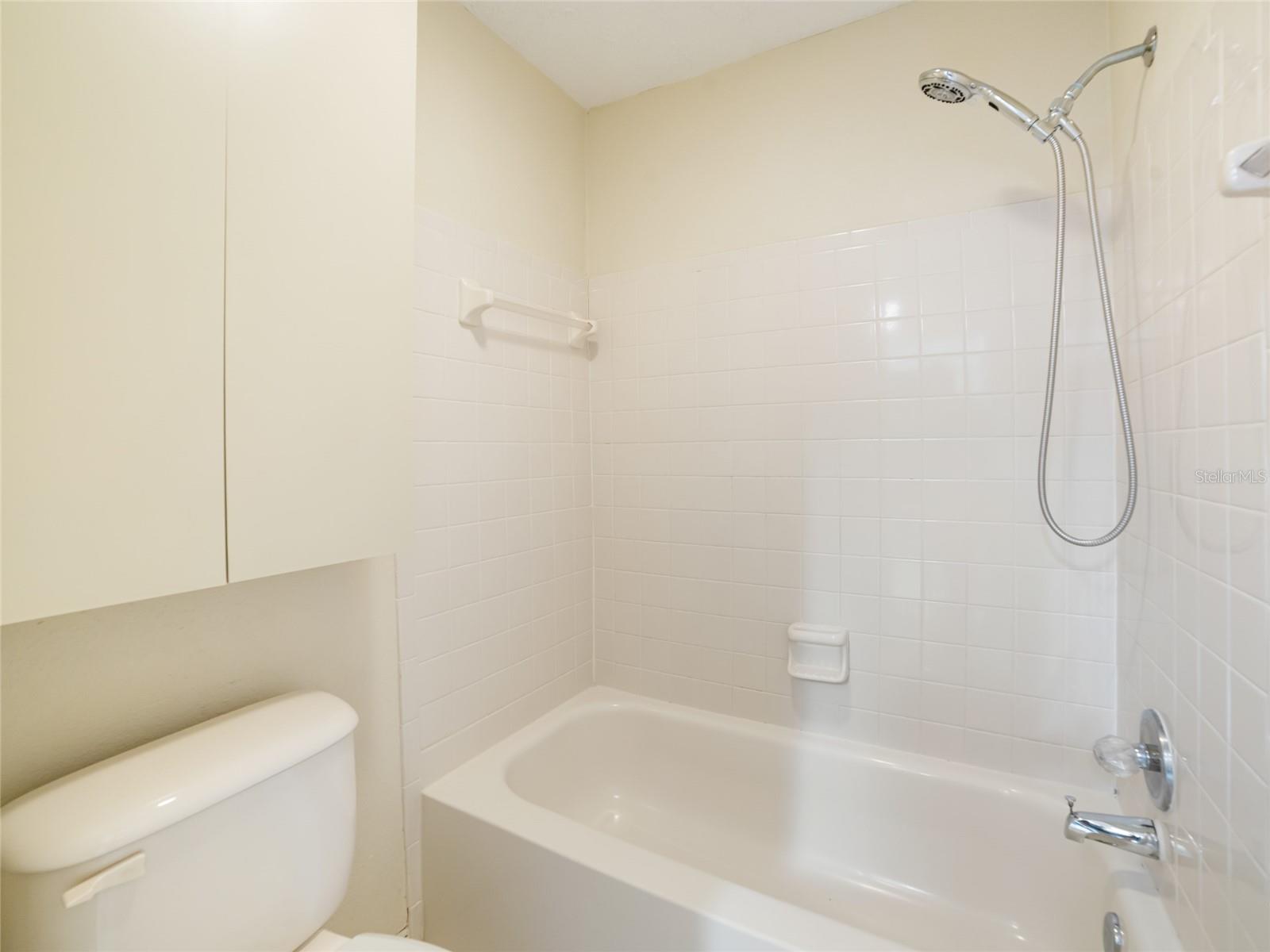 Image 18 of 28 For 6201 Amaretto Lane 6201