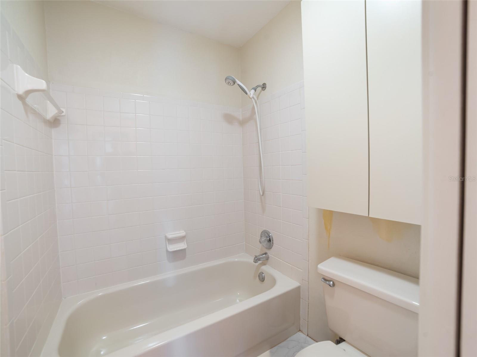 Image 19 of 28 For 6201 Amaretto Lane 6201