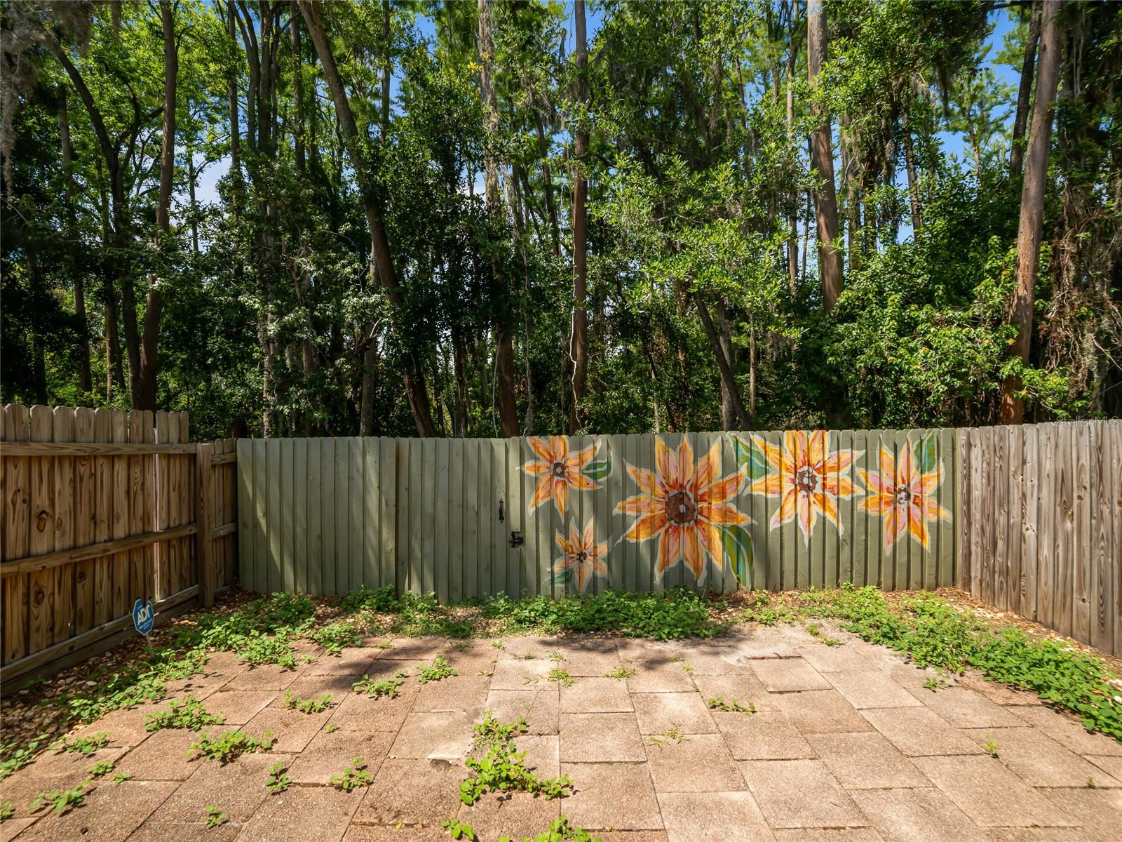 Image 24 of 28 For 6201 Amaretto Lane 6201