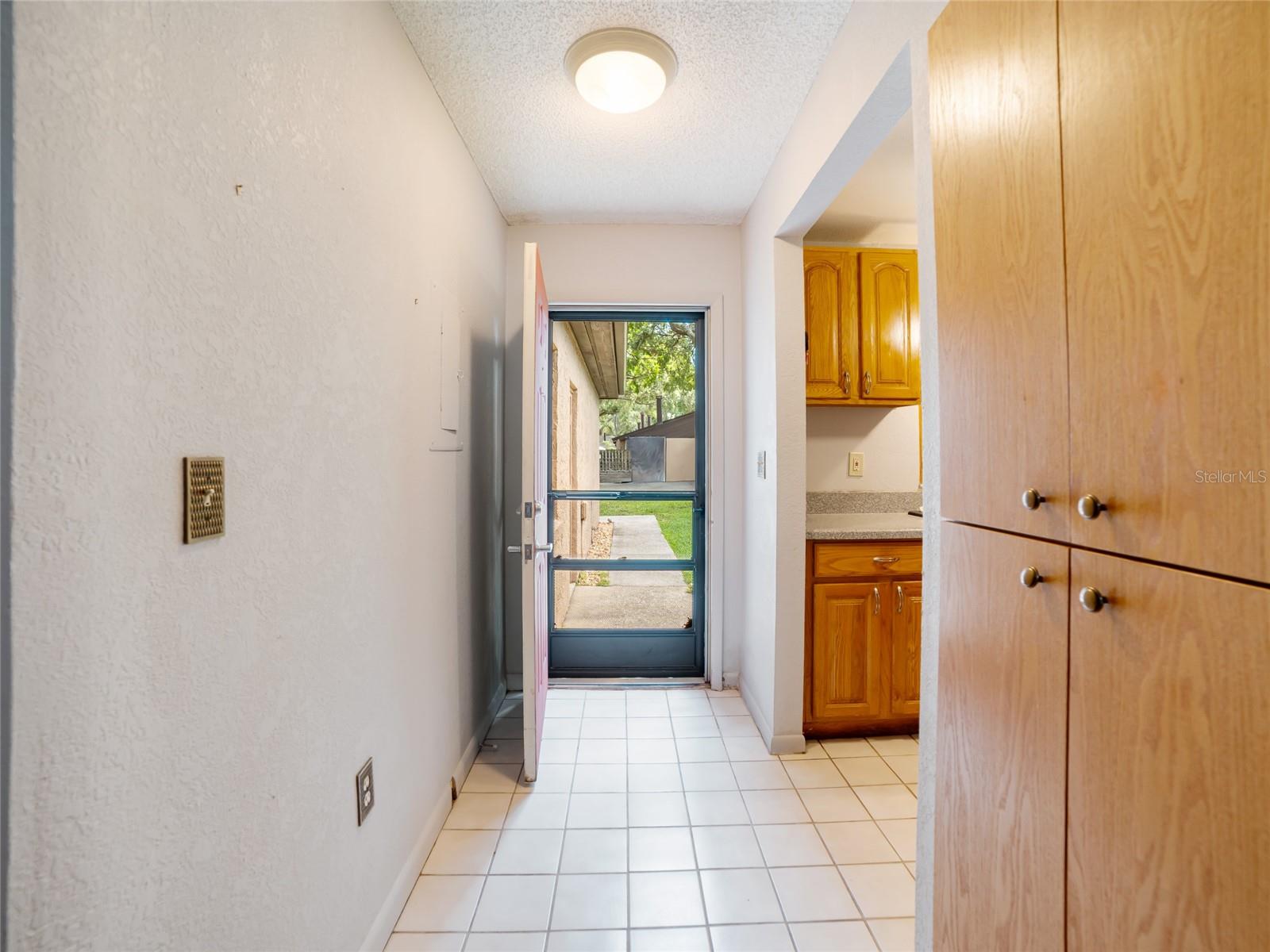 Image 4 of 28 For 6201 Amaretto Lane 6201