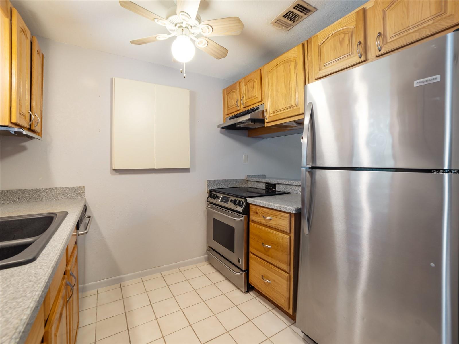 Image 6 of 28 For 6201 Amaretto Lane 6201