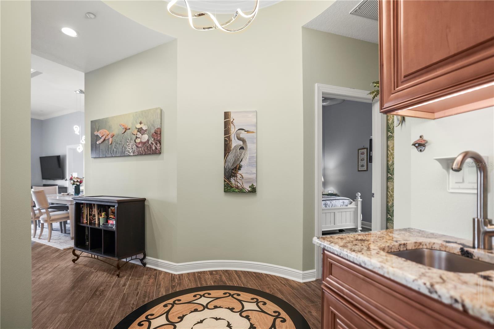 Image 27 of 74 For 205 Brightwater Drive 101