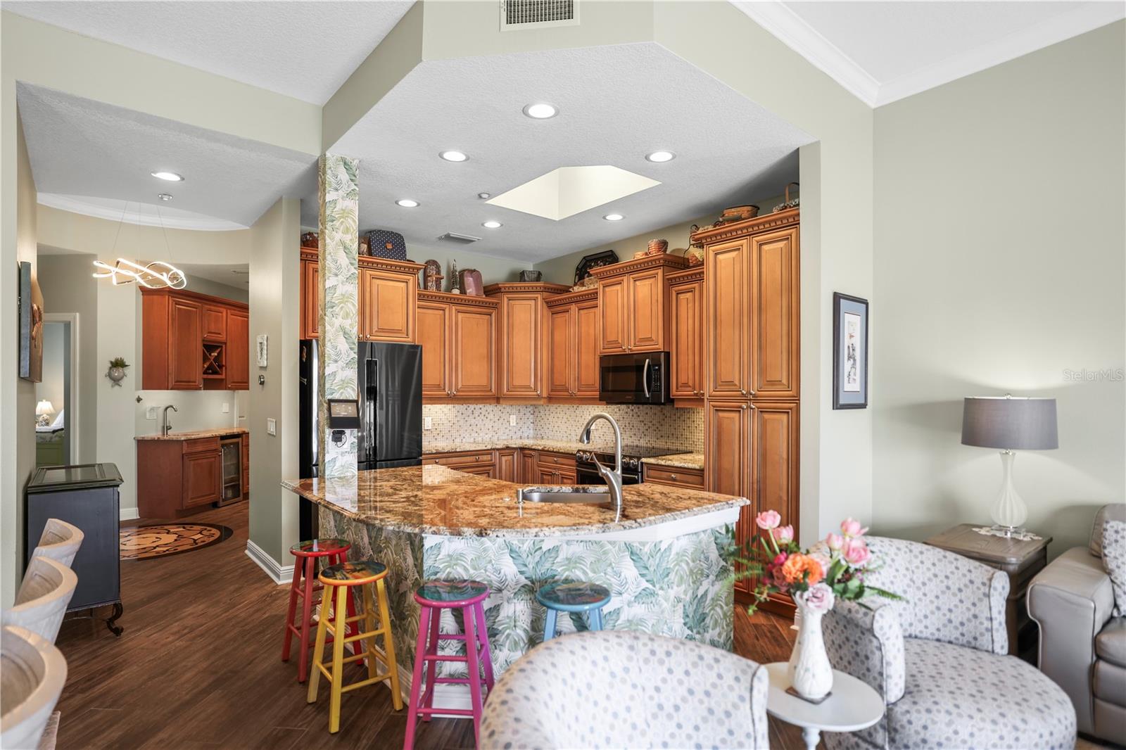 Image 41 of 74 For 205 Brightwater Drive 101