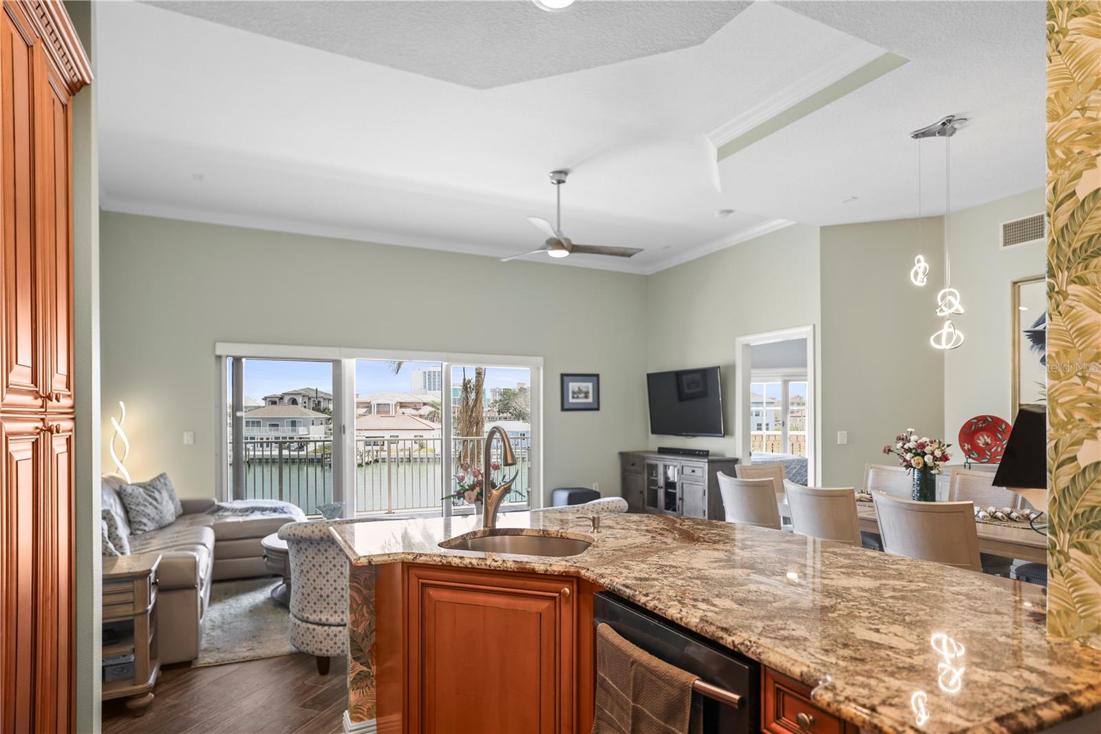 Image 47 of 74 For 205 Brightwater Drive 101