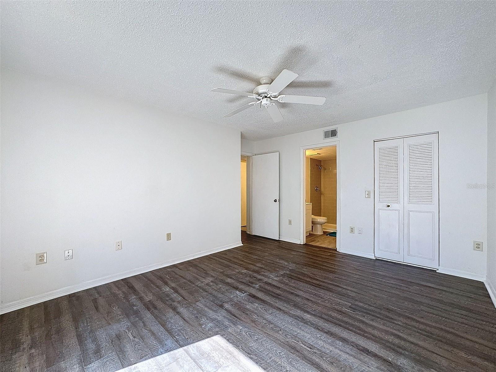 Image 17 of 31 For 12218 Fox Chase Drive G2