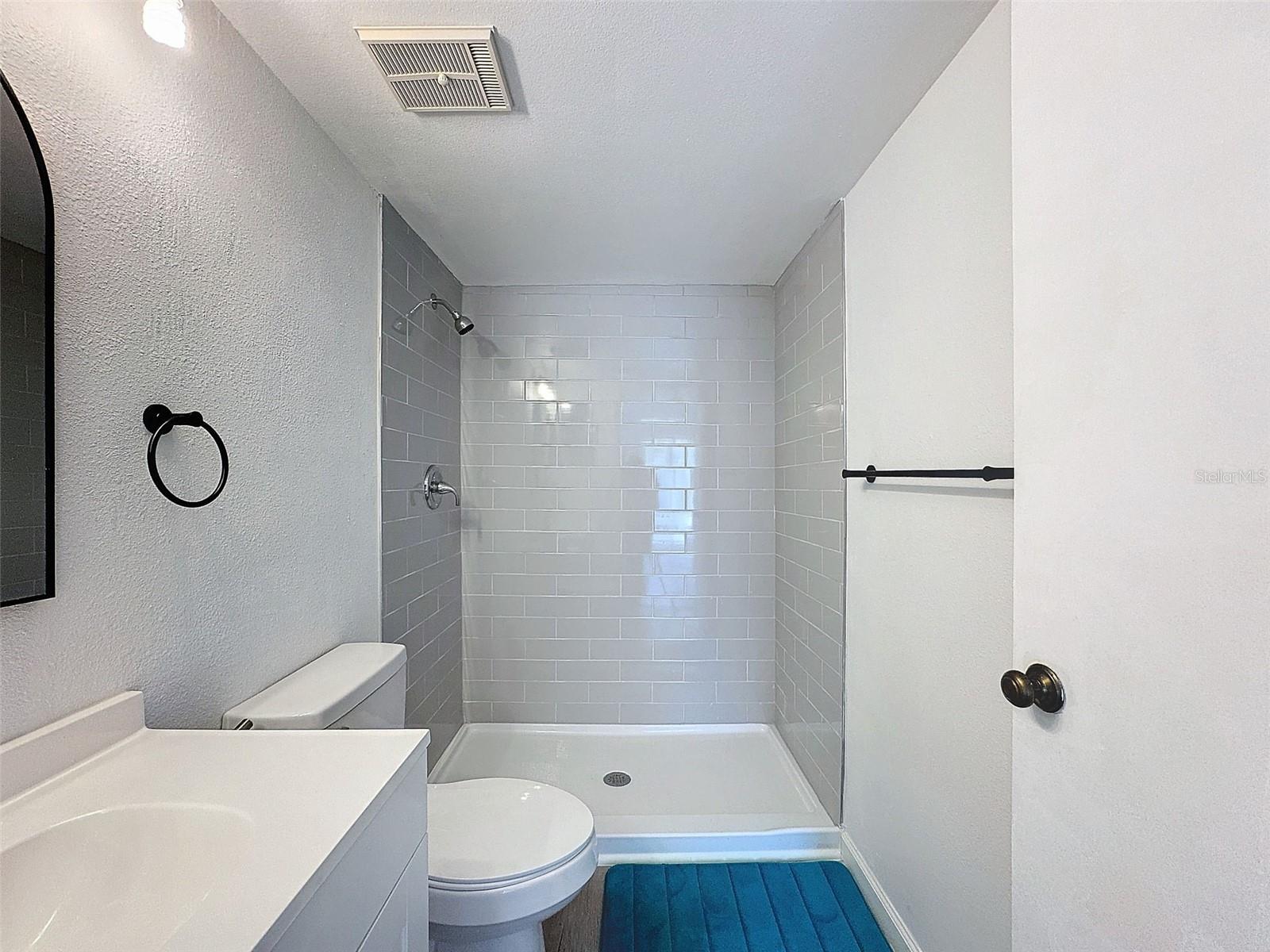 Image 19 of 31 For 12218 Fox Chase Drive G2
