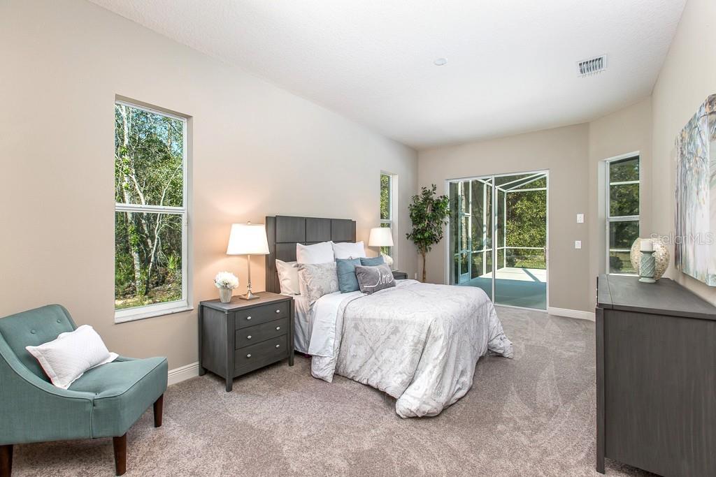 Listing photo id 7 for 38 Vinca Street