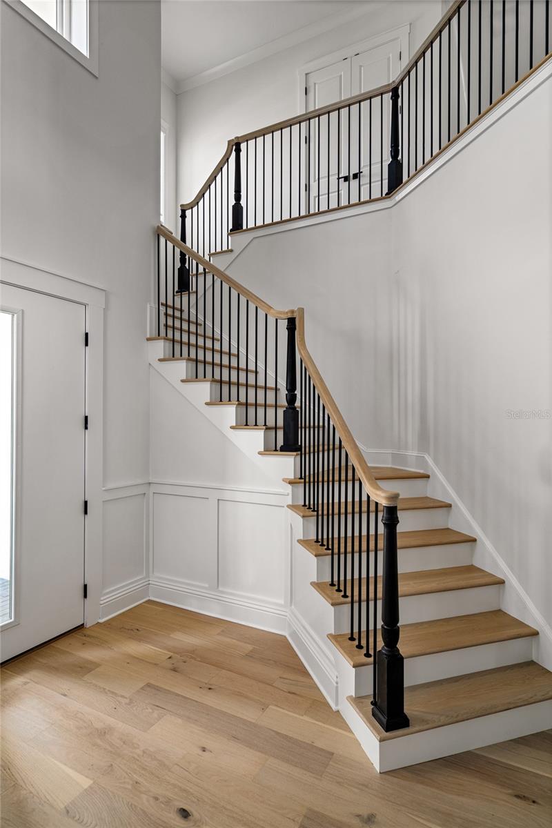 Image 5 of 8 For 620 Marmora Avenue