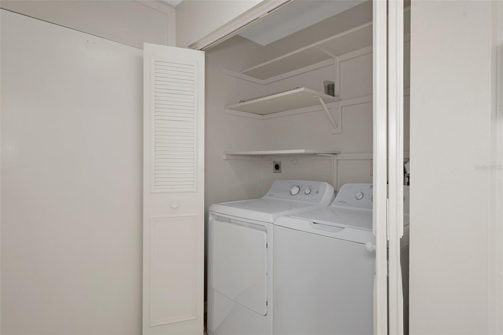 Listing photo id 38 for 5980 Shore Boulevard S 312