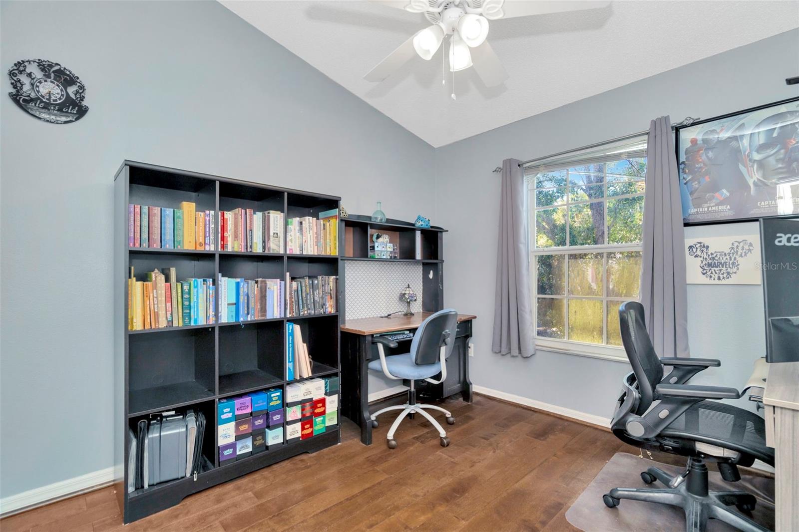 Listing photo id 23 for 30140 Barnaby Lane