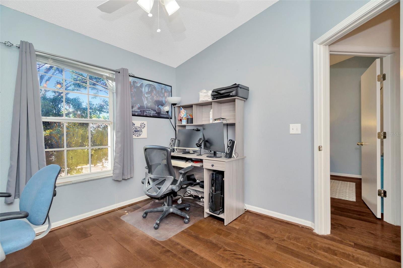 Listing photo id 24 for 30140 Barnaby Lane